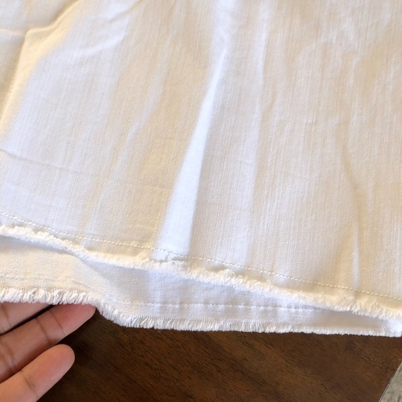 EVRI White Shorts Size 24W - Picture 4 of 6